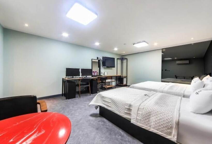 مُتل Busan Deokcheon Au