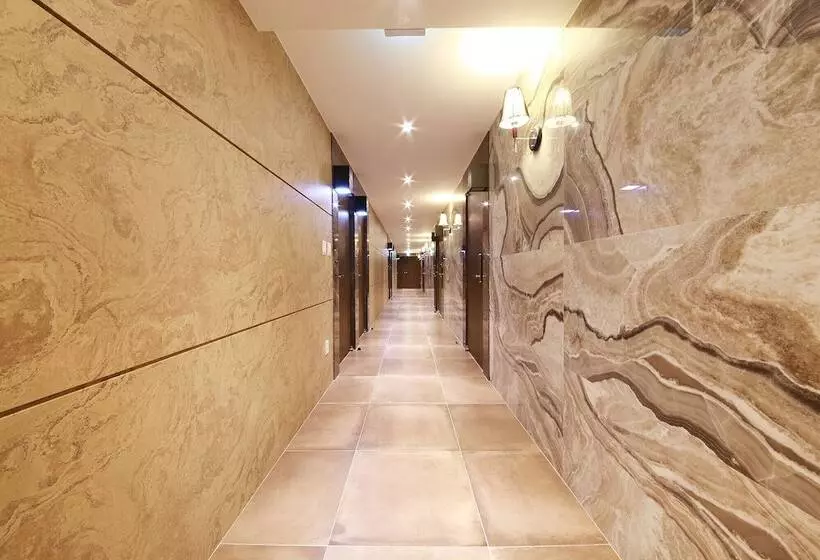 モーテル Namyangju California