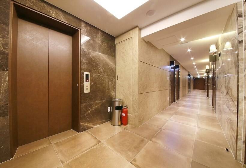 モーテル Namyangju California