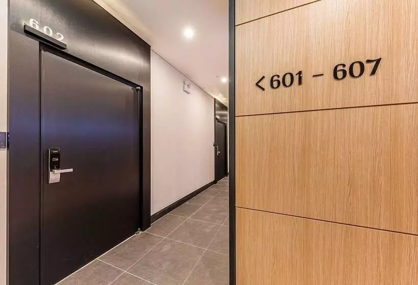 モーテル Osan Vista