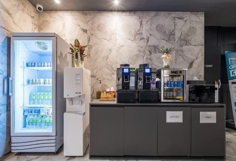 מוטל Suwon Guundong Hotel And