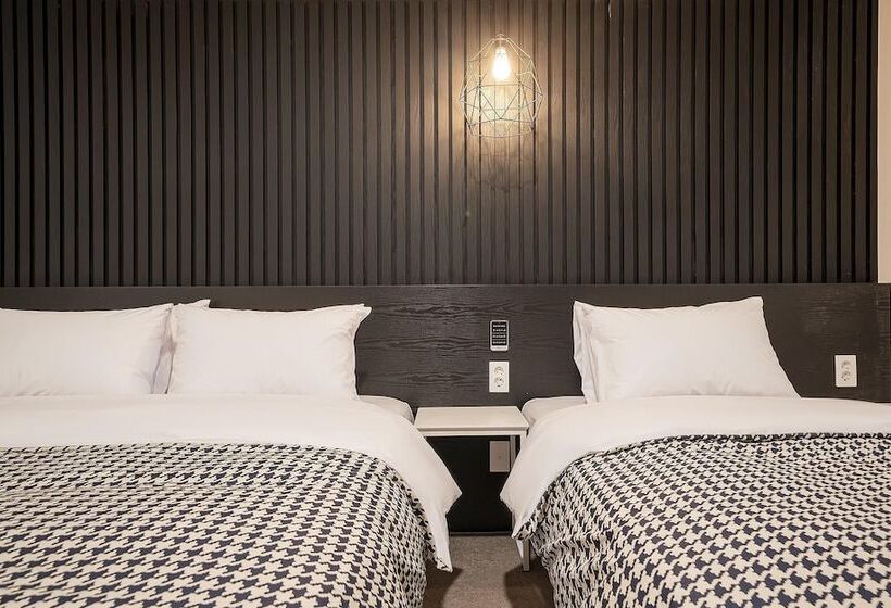 מוטל Suwon Guundong Hotel And