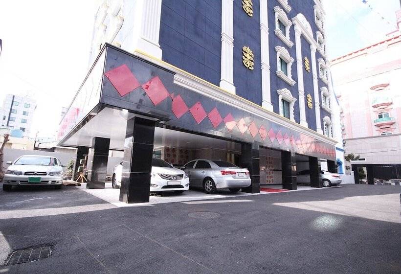 汽车旅馆  Yangsan Bukbudong Benz