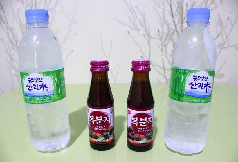 汽车旅馆  Yangsan Bukbudong Benz