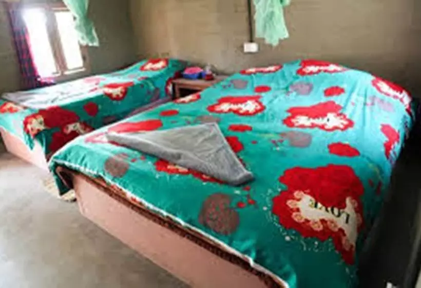 پانسیون Barauli Community Homestay
