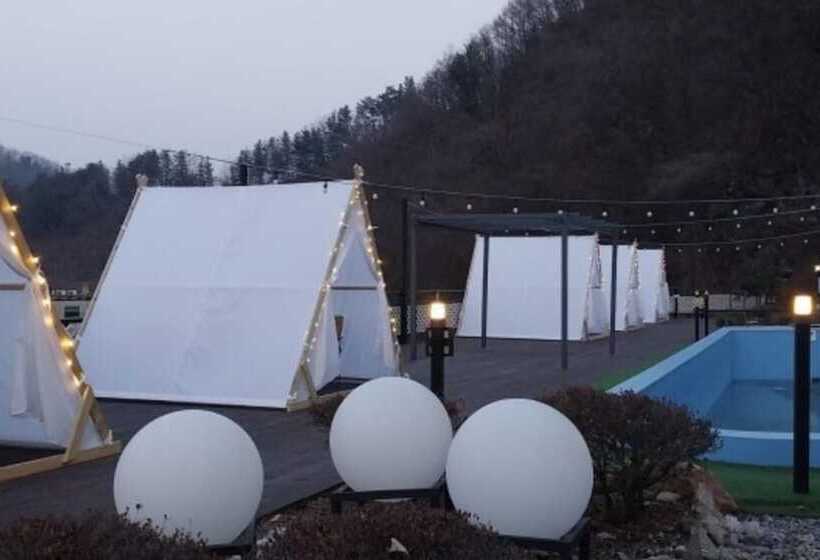 Pensão Gapyeong Leciel Pool Villa