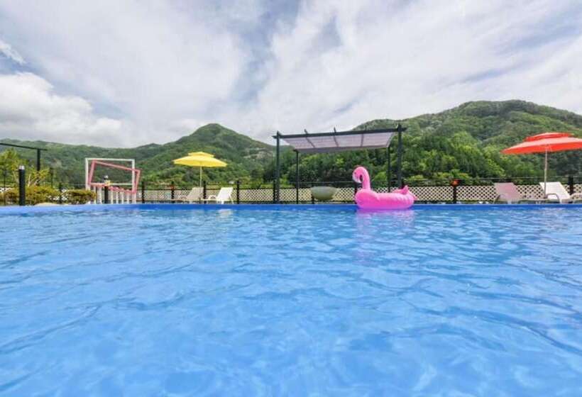 Pensão Gapyeong Leciel Pool Villa