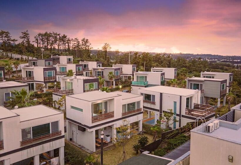 Пансион Jeju Private Aewol