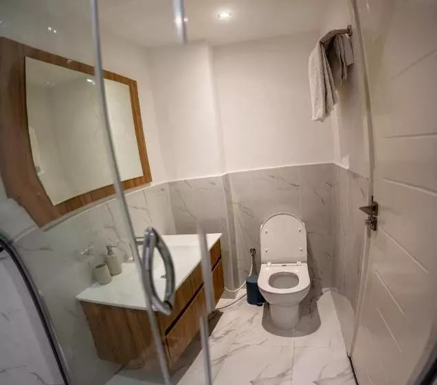 پانسیون Tourist Inn Grand