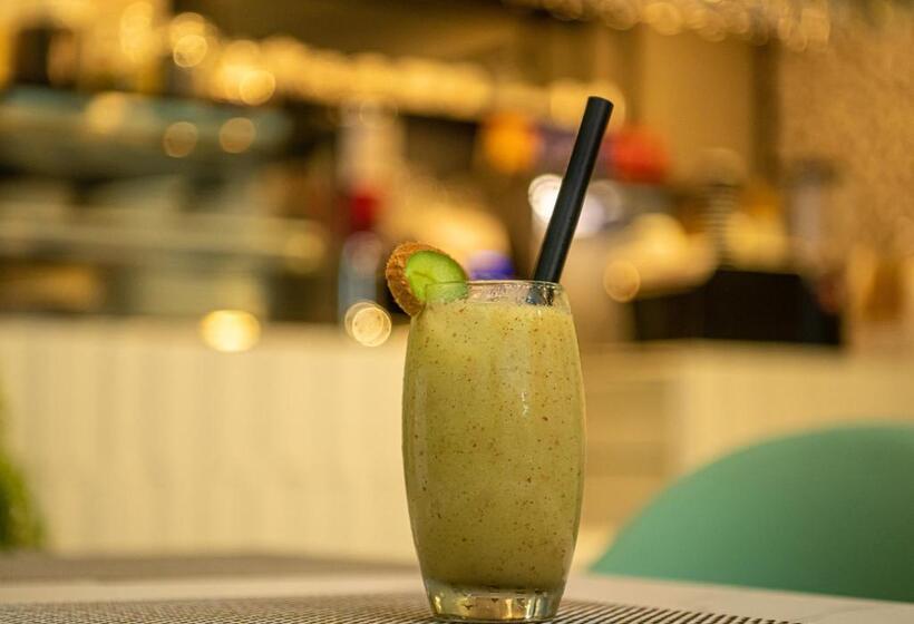 پانسیون Tourist Inn Grand