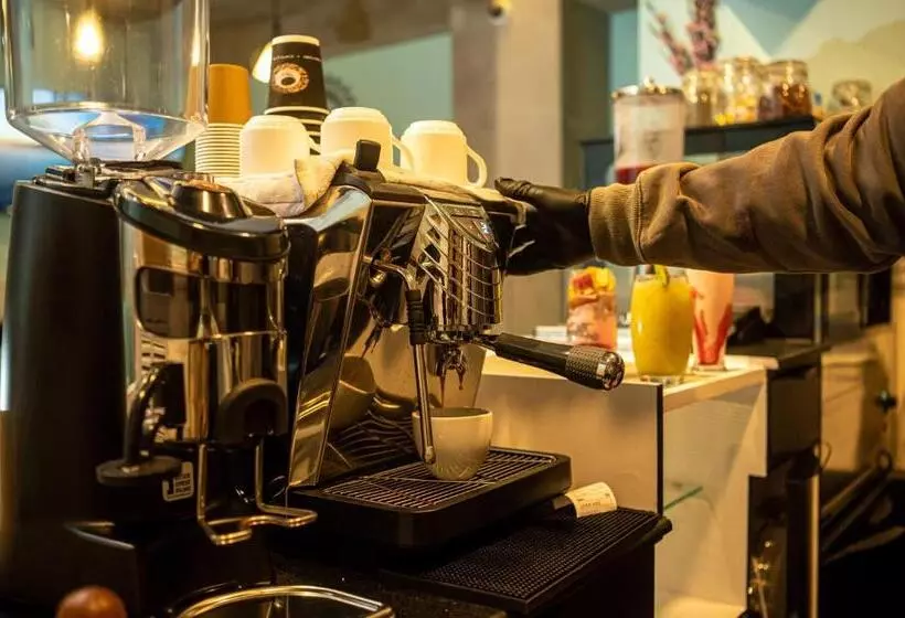 پانسیون Tourist Inn Grand