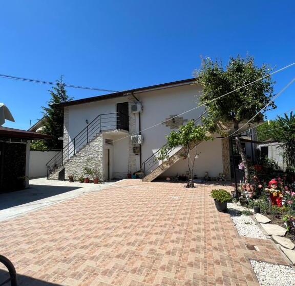 بنسيون Vila Maxim