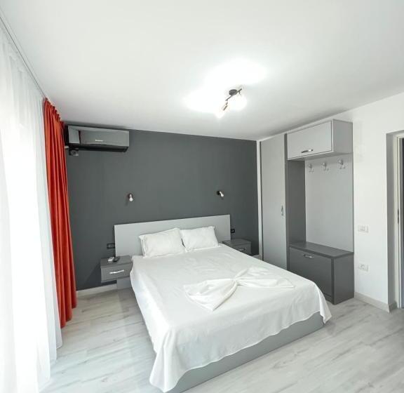 بنسيون Vila Maxim