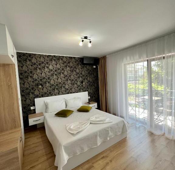 بنسيون Vila Maxim