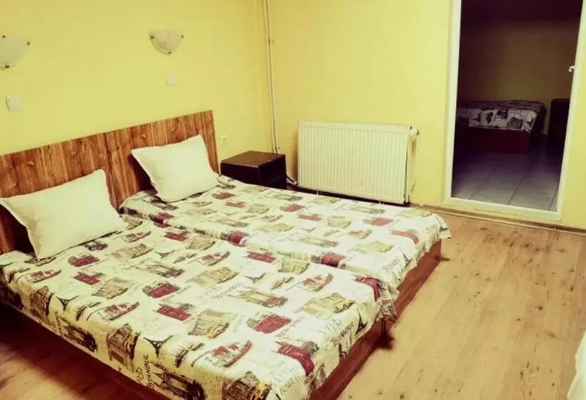 ユースホステル хостел ритон