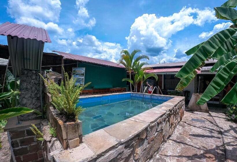 צימר Alojamiento El Bombonaje00000