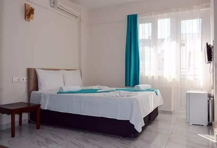 ベッドアンドブレックファースト Akhan Otel Didim