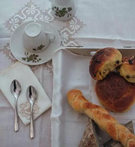 تختخواب و صبحانه Vico Sferracavalli