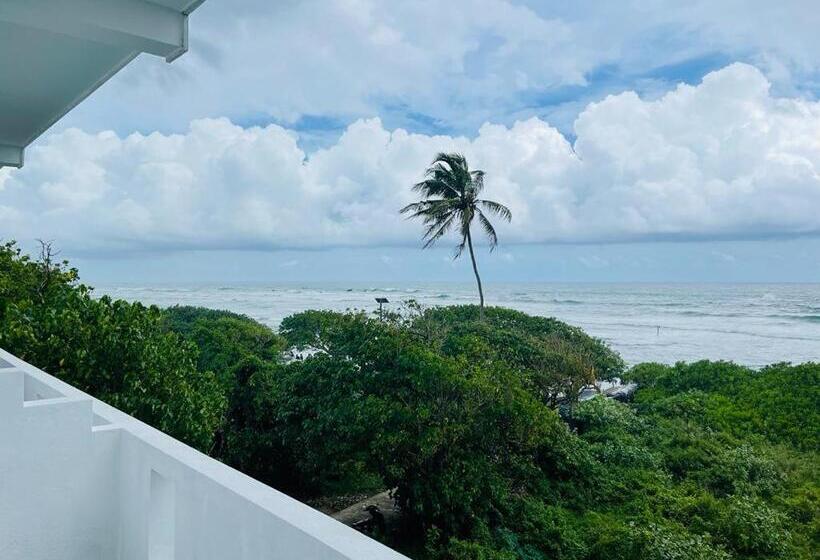 فندق Blue Waves Ocean Mirissa