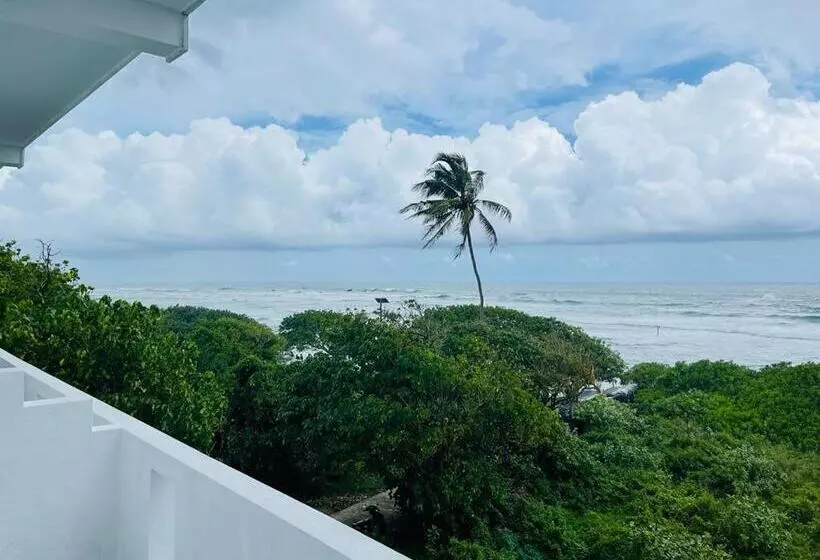 Hotelli Blue Waves Ocean Mirissa