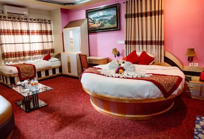 هتل Everest Inn Pvt. Ltd