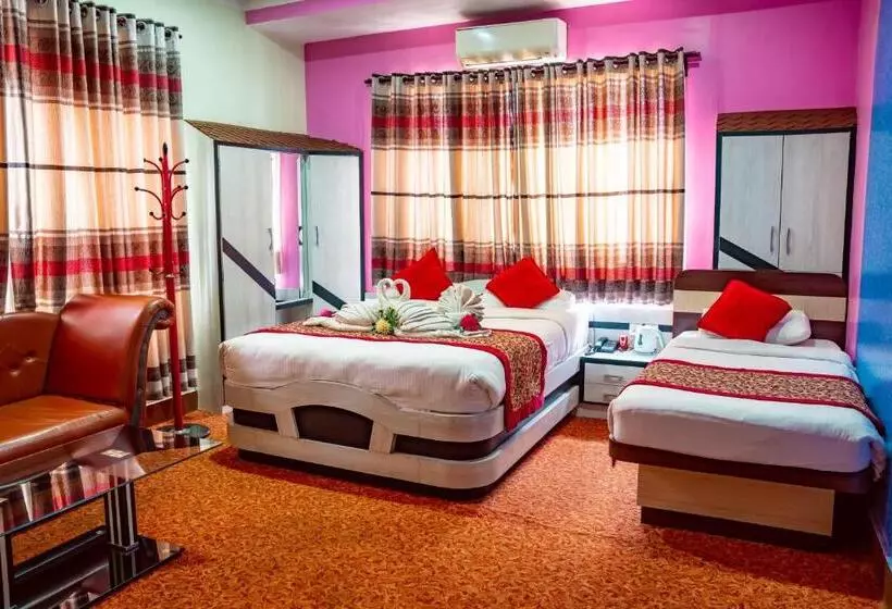هتل Everest Inn Pvt. Ltd