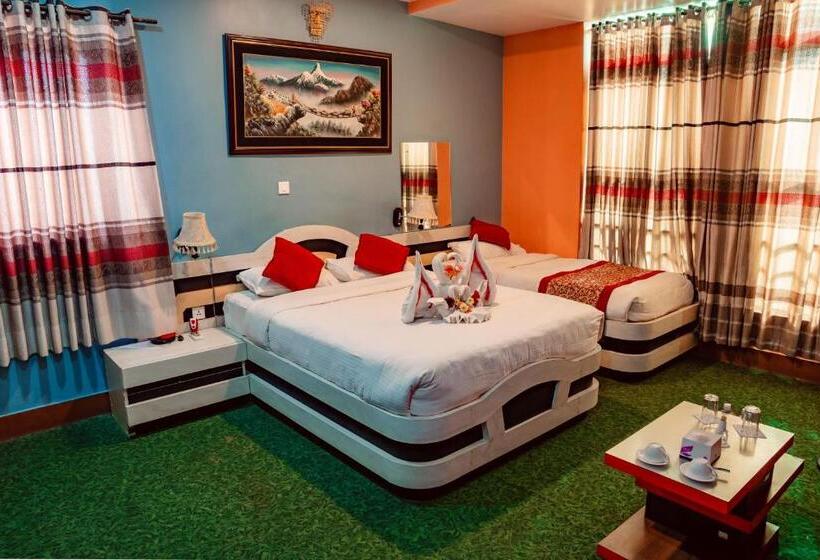 هتل Everest Inn Pvt. Ltd