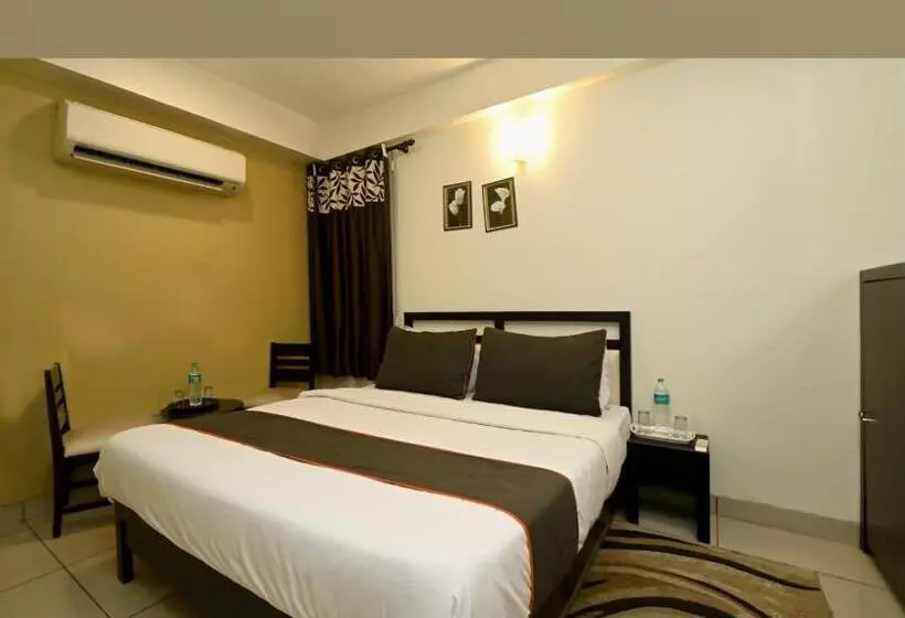 ホテル Singh Palace
