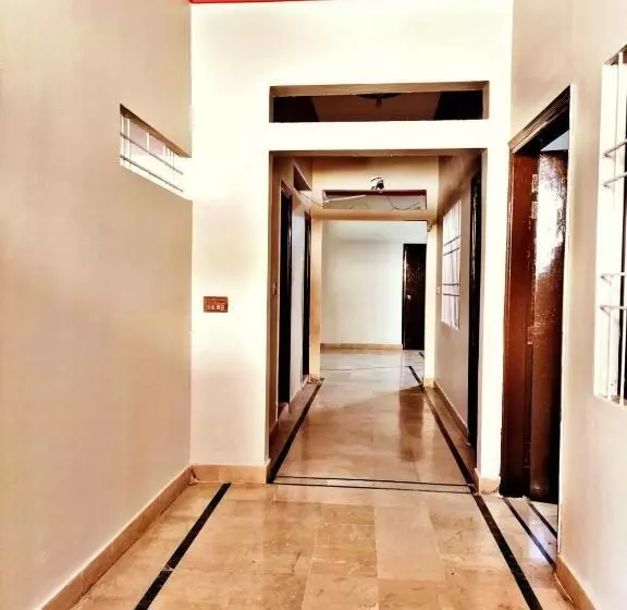 The Family Hotel In Karachi