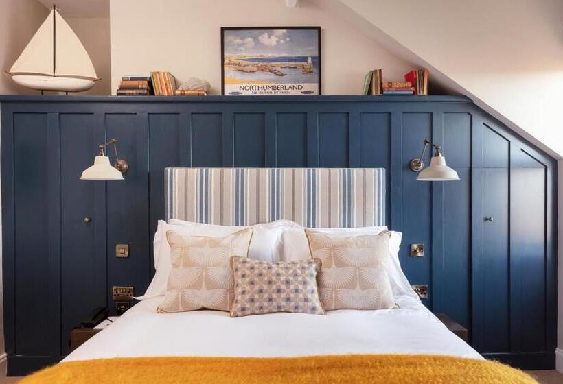 호텔 The Whittling House