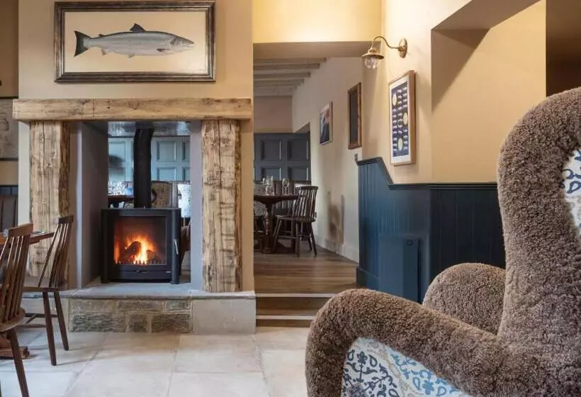 Hotelli The Whittling House