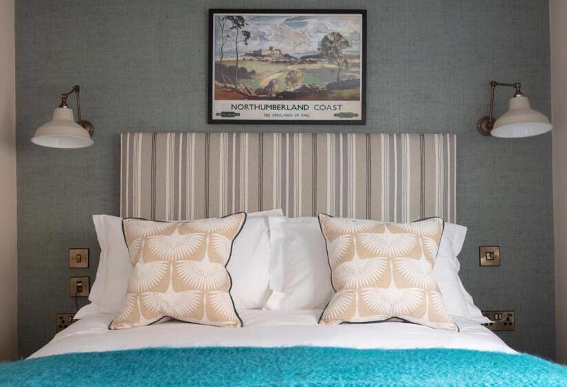 호텔 The Whittling House