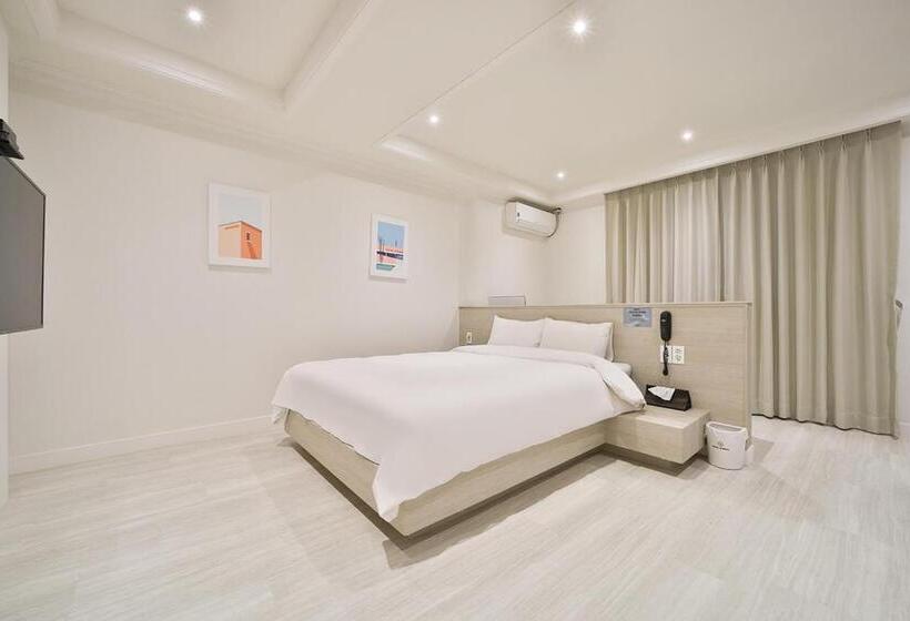 Hotel Yeogiuhtte Gumi Indong 2