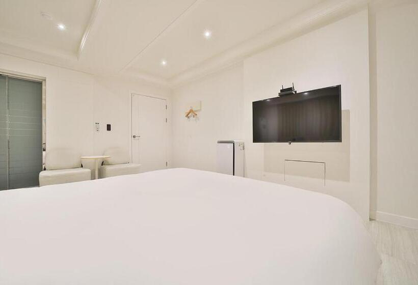 Hotel Yeogiuhtte Gumi Indong 2