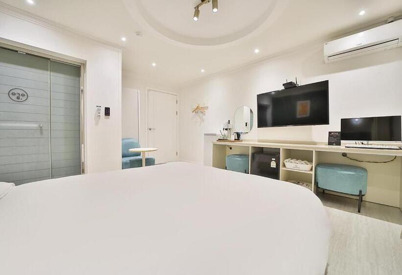 Hotel Yeogiuhtte Gumi Indong 2