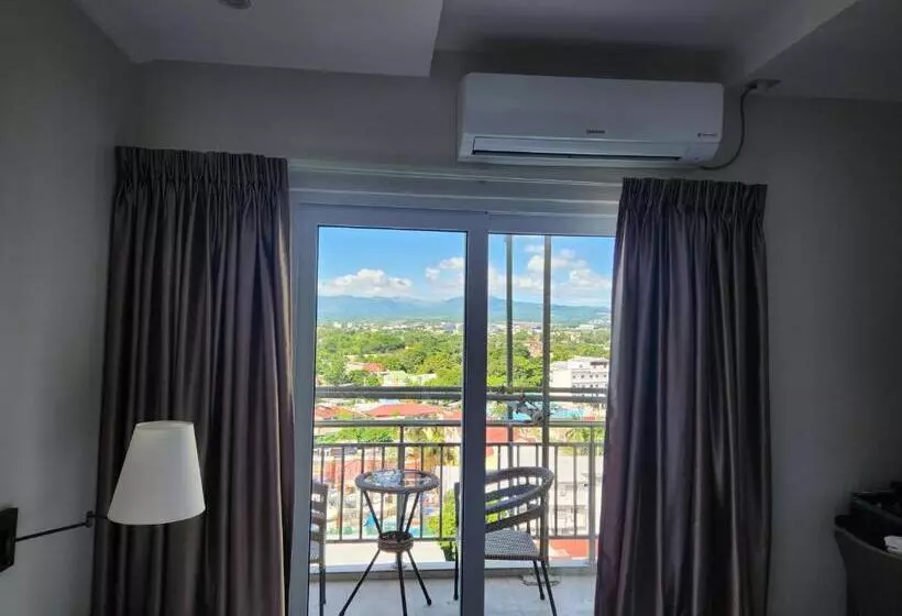 La Grande Residence 10th Floor Deluxe Unit