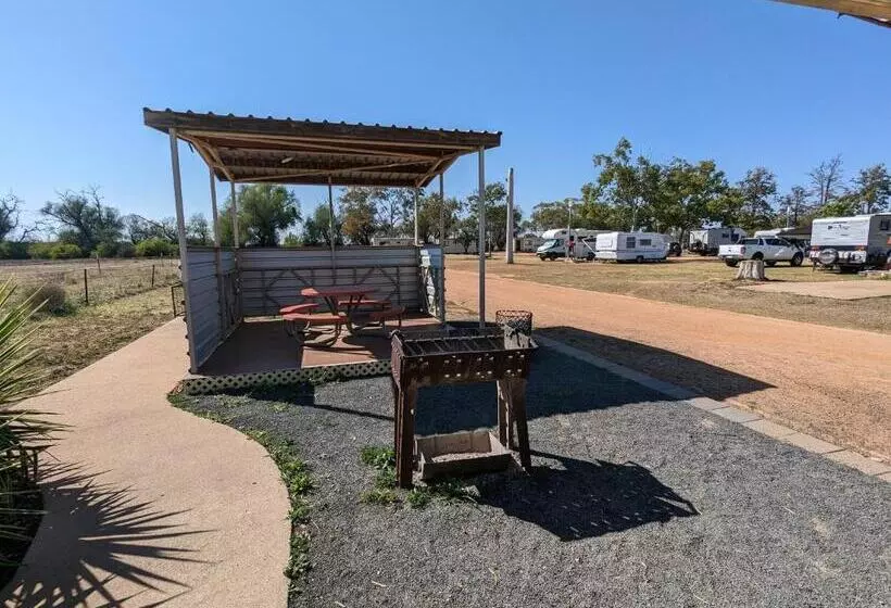 モーテル Narromine Rockwall Tourist Park