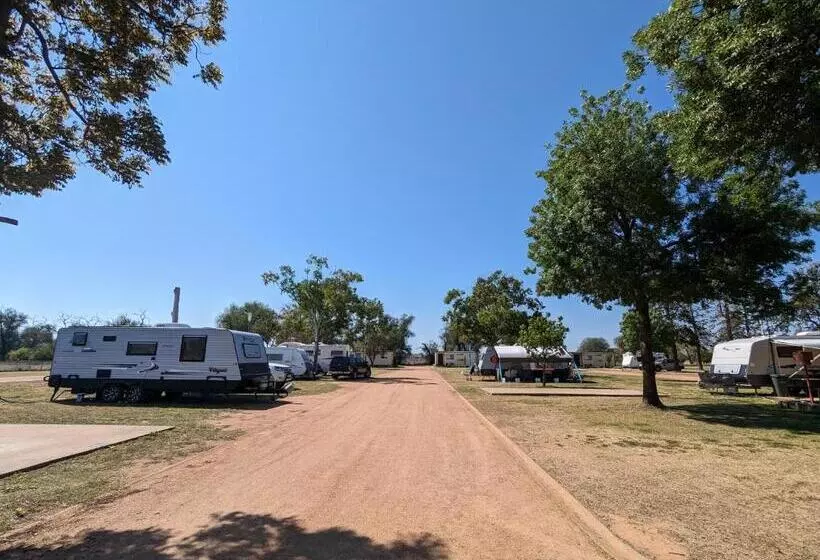 モーテル Narromine Rockwall Tourist Park