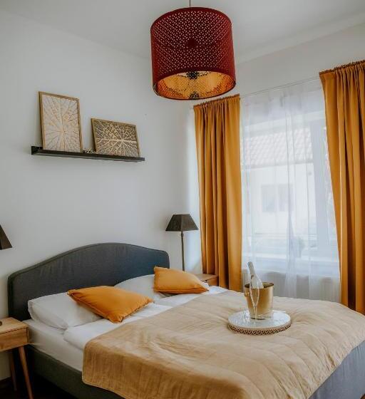 ペンション Ako Doma