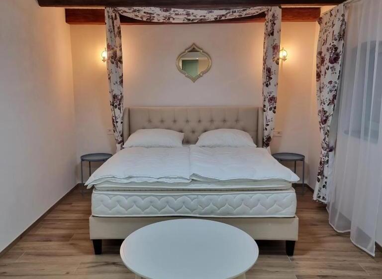 ペンション Ako Doma