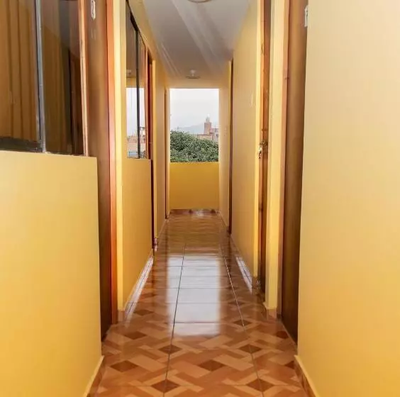 ペンション Confortable Habitación Doble Frente Al Aeropuerto