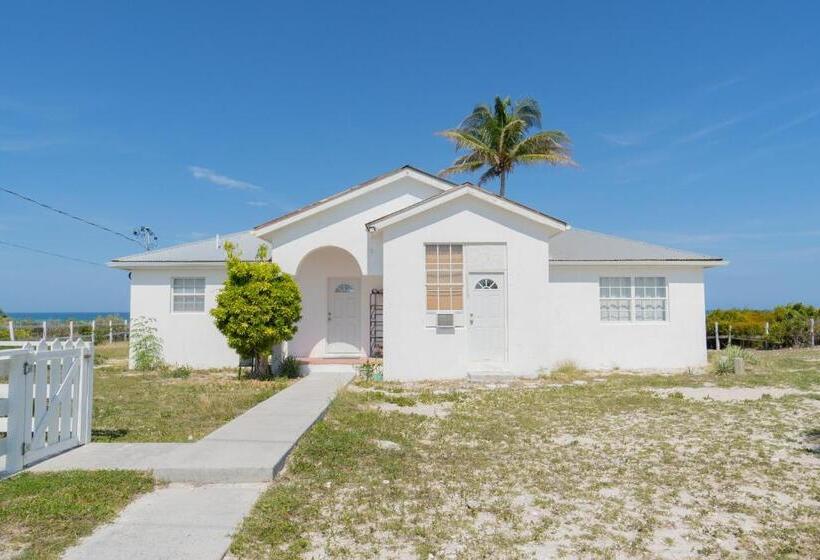 پانسیون John’s Place