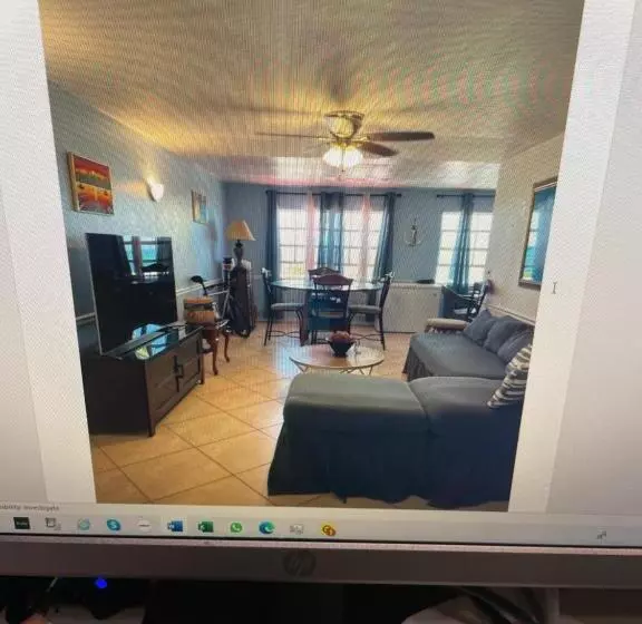 پانسیون John’s Place