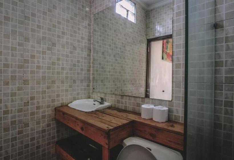 膳宿费 Santai Desa