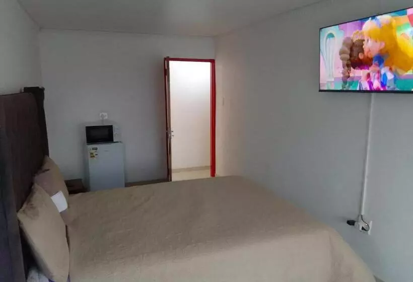 ペンション Thiwani Guest House