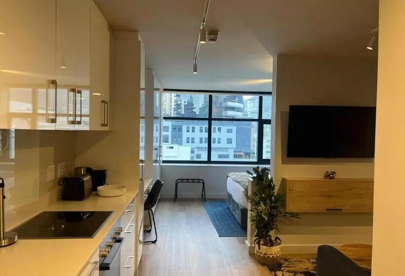 The Tokyo 708   Family Studio