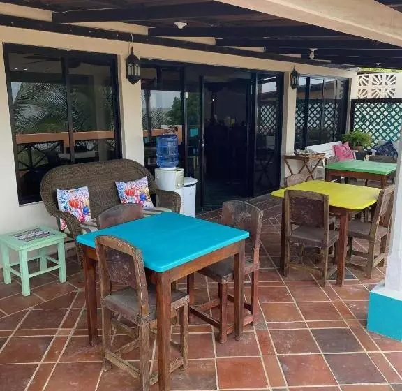 Uverito Sand Dollar B&b