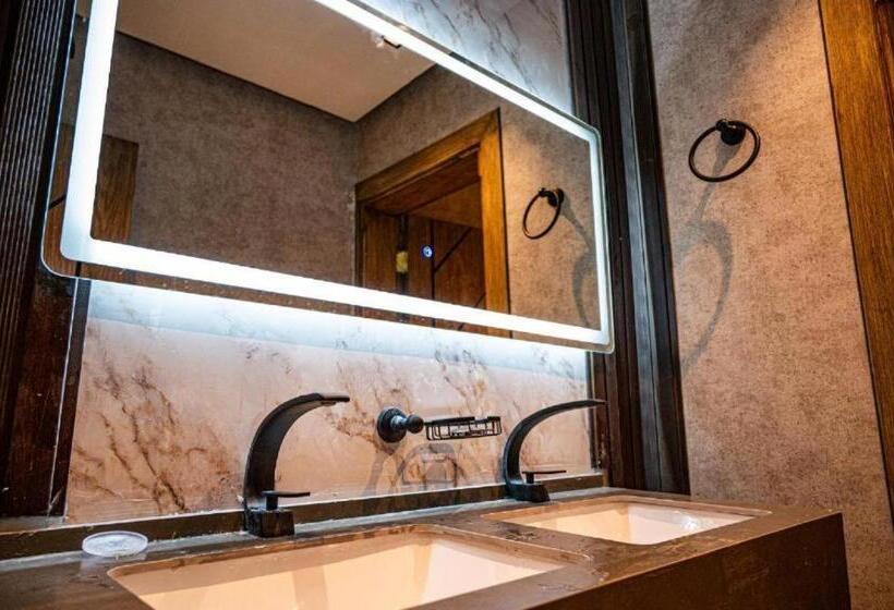 شقق كل ساعة