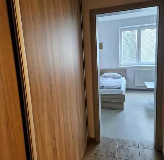 Retkeilymaja Ubytovňa železničná