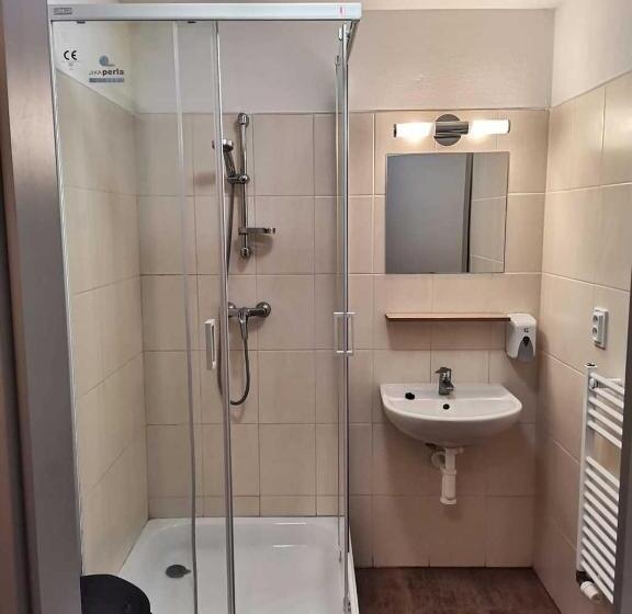 호스텔 Ubytovňa železničná